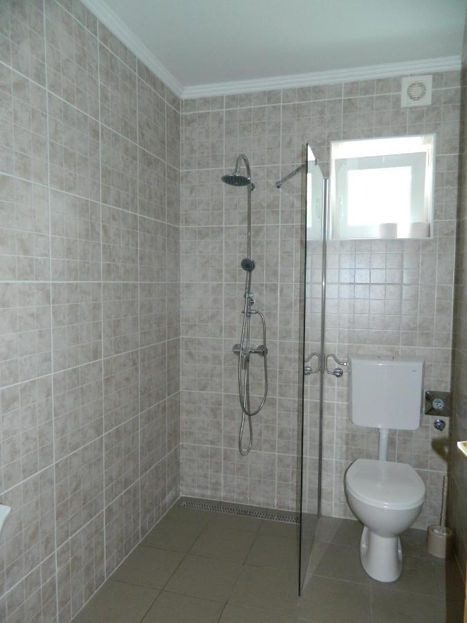 Familia-Pelso Apartmanhaz Zamárdi Exterior foto